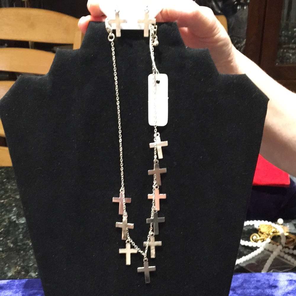 Silver face cross necklace with matching earrings